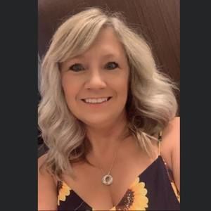 Meet your Posher, Jenni